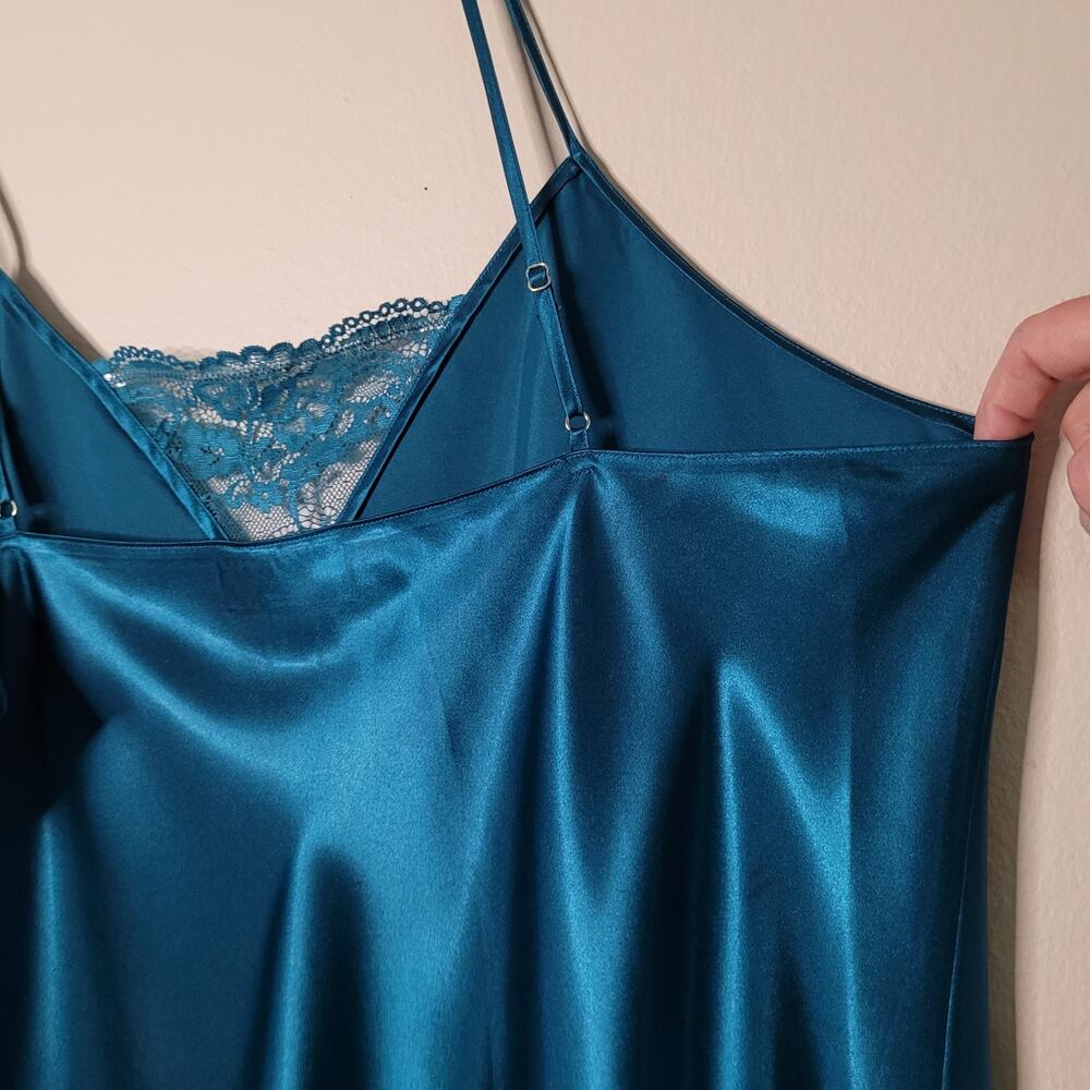 Thalia 2XL Blue Green Nightgown - Cozy & Chic Sleepwear - Picture 12 of 14